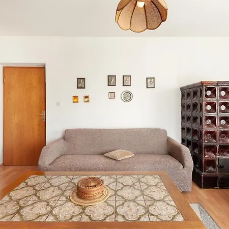 Boris Apartment